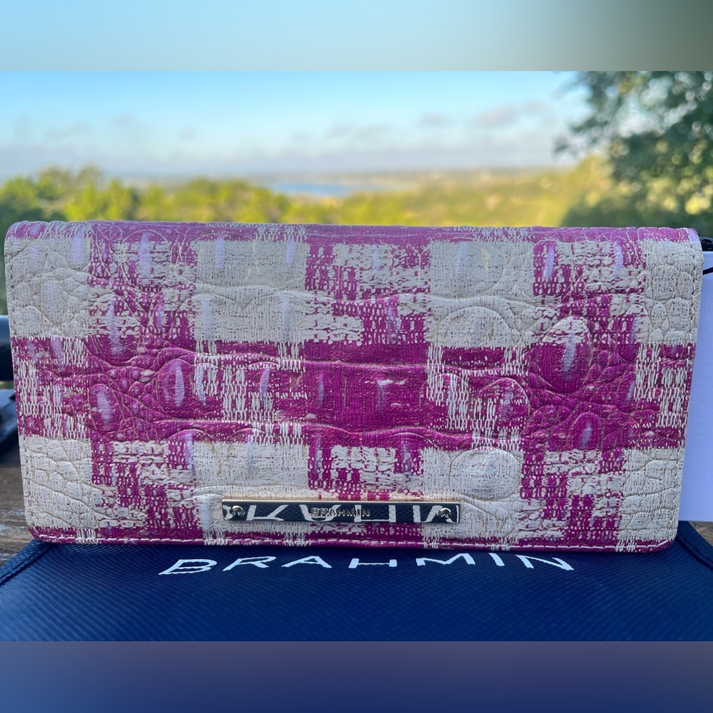NWT Brahmin Ady in PINK EMPOWER SAKURA Wallet